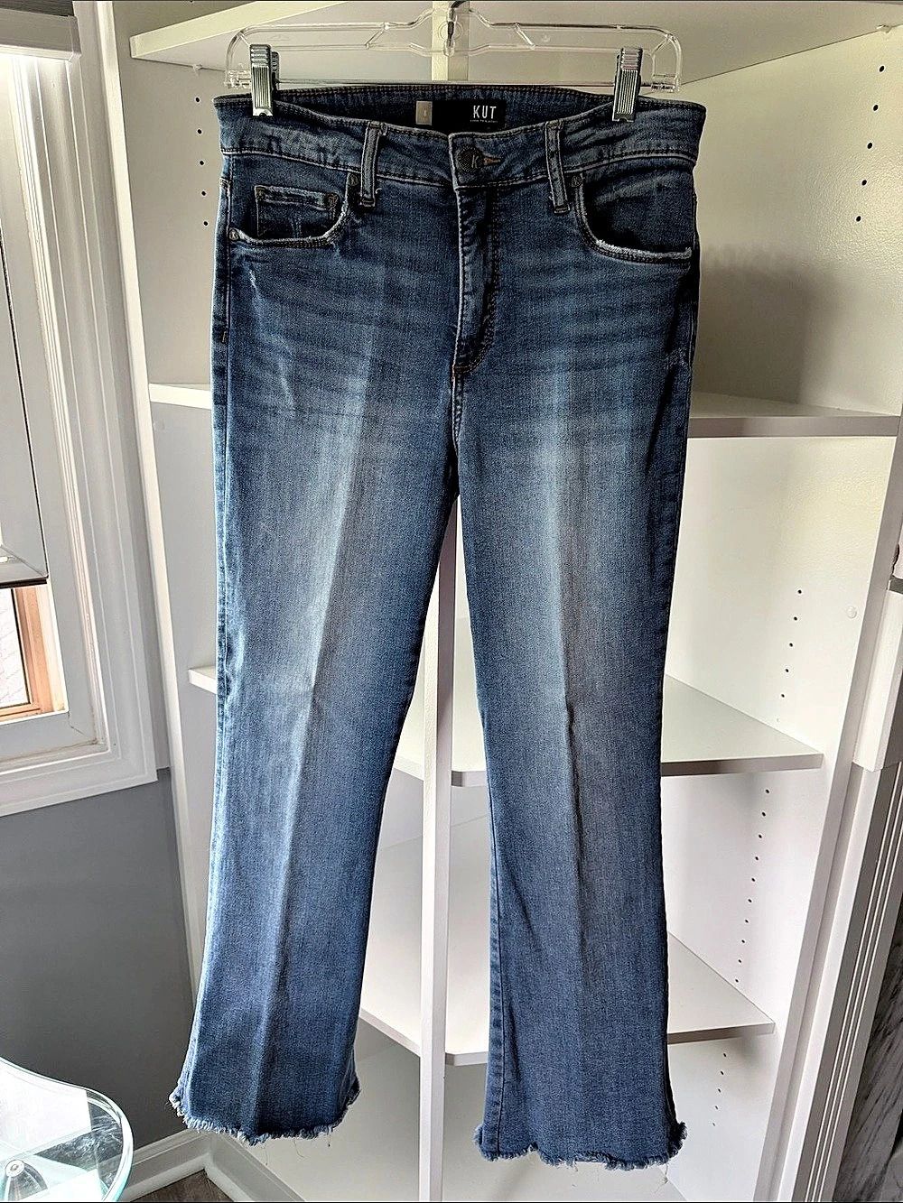 Kut from the Kloth Ana High Rise Fab AB Flare Jeans in Blue Size 8